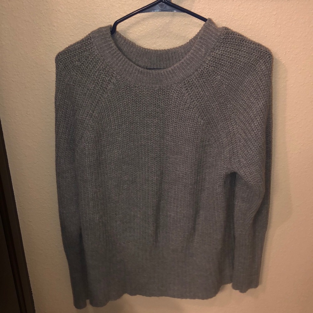 Universal Threads Sweater NEVER BEEN WORN